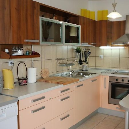 Skopje Center Apartment Bagian luar foto